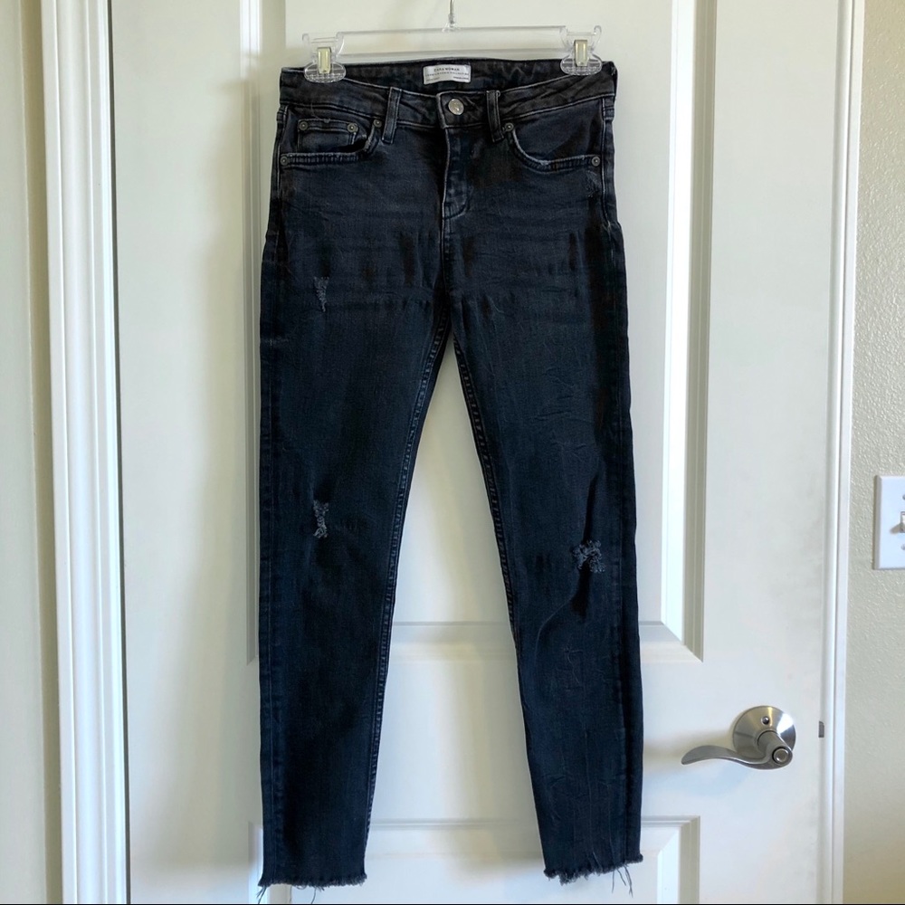 Zara Black Cropped Skinny Jeans Size 2